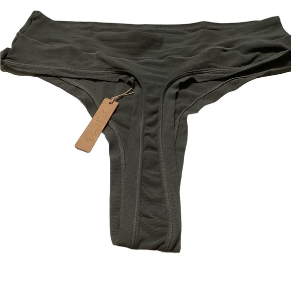 SKIMS Deep sea ( dark green) sheer fits everybody thong‎ NWT size 4X - Picture 6 of 6